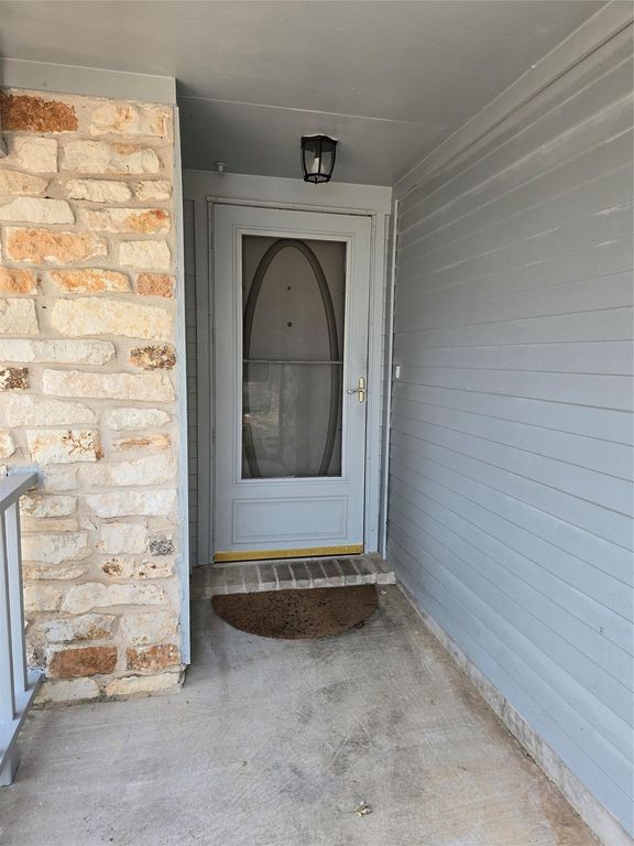 16922 Whitebruh LOOP, Austin, TX 78717