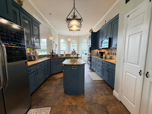 12606 County Road 1260, Bullard, TX 75757