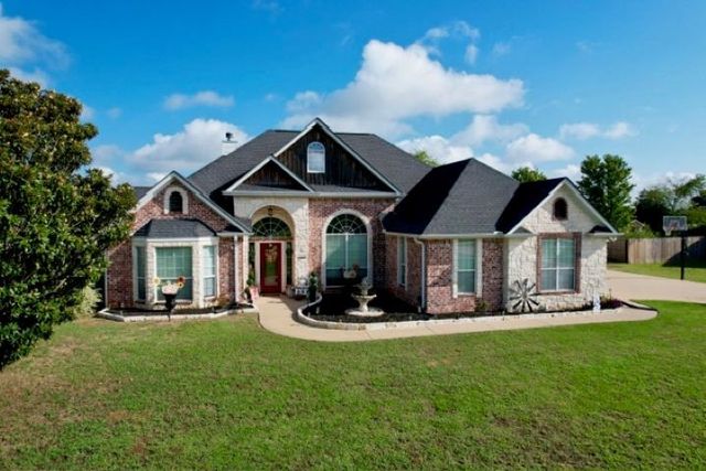 12606 County Road 1260, Bullard, TX 75757