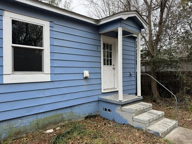 1313 Petty St, Dothan, AL 36301