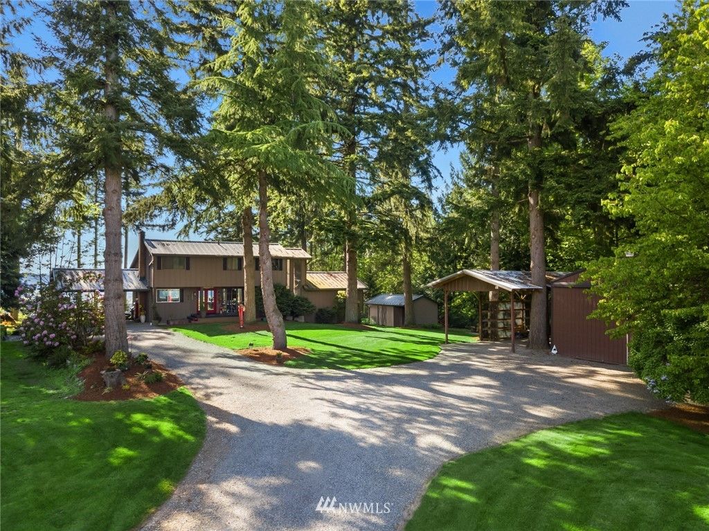 Image 1 of property listing at 36605 198th Avenue SE, Auburn, WA 98092