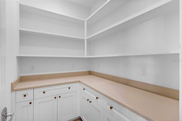 3301 W IOWA, Tampa, FL 33611