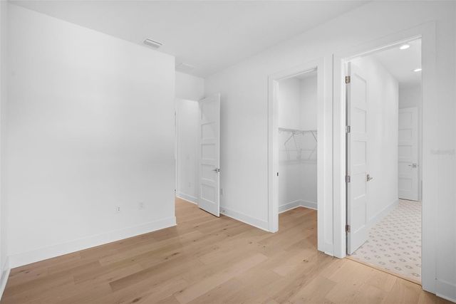 3301 W IOWA, Tampa, FL 33611