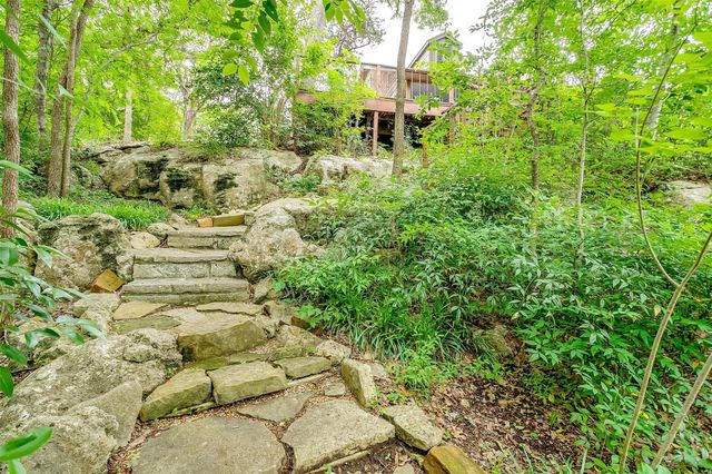 228 Rock Harbor Drive, Granbury, TX 76048