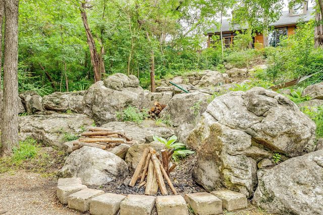 228 Rock Harbor Drive, Granbury, TX 76048