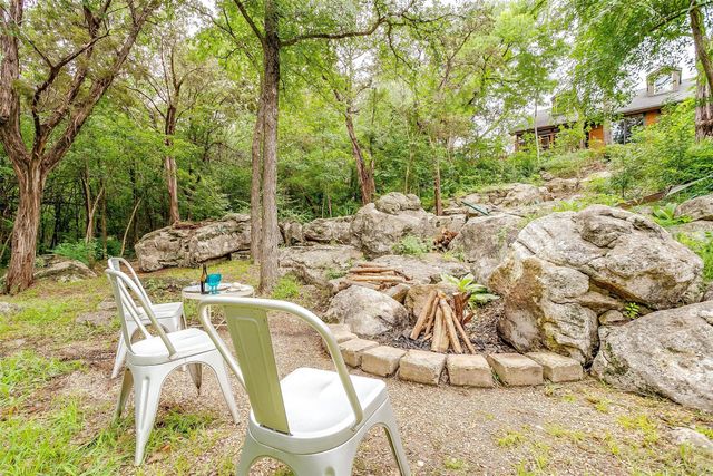 228 Rock Harbor Drive, Granbury, TX 76048