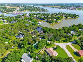 228 Rock Harbor Drive, Granbury, TX 76048