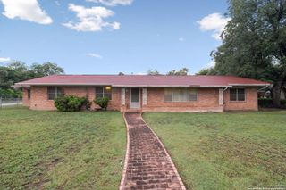 727 S Mittman, San Antonio, TX 78203
