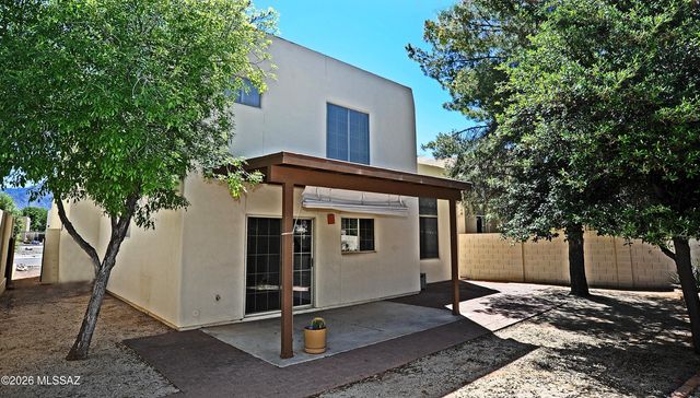 11701 N Copper Creek Drive, Tucson, AZ 85737