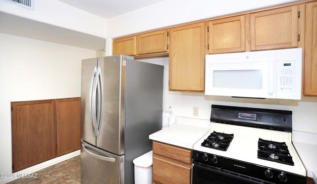 11701 N Copper Creek Drive, Tucson, AZ 85737