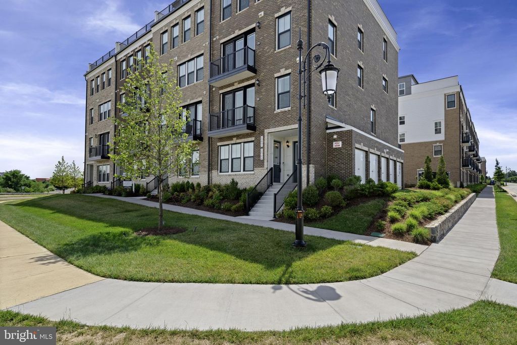20799 LAMLASH TER, Ashburn, VA 20147