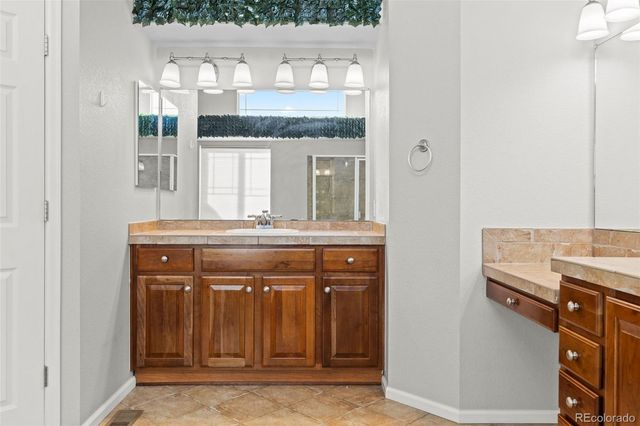 5365 S Haleyville Way, Aurora, CO 80016