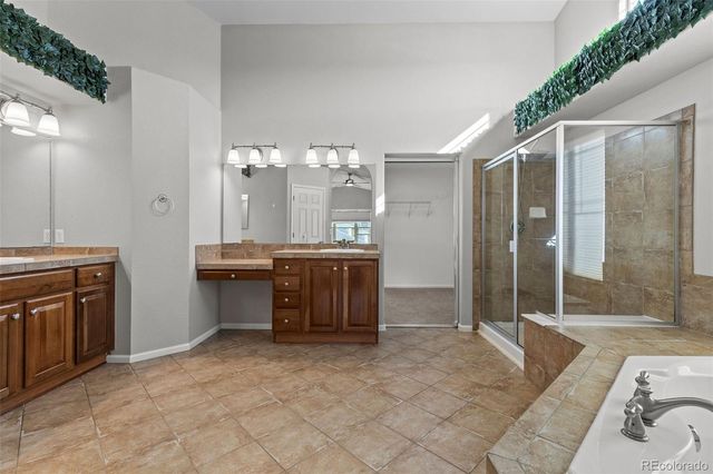 5365 S Haleyville Way, Aurora, CO 80016