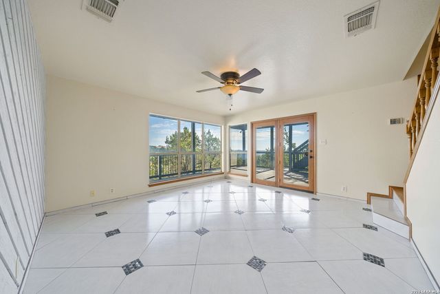 19318 Strauss, San Antonio, TX 78256