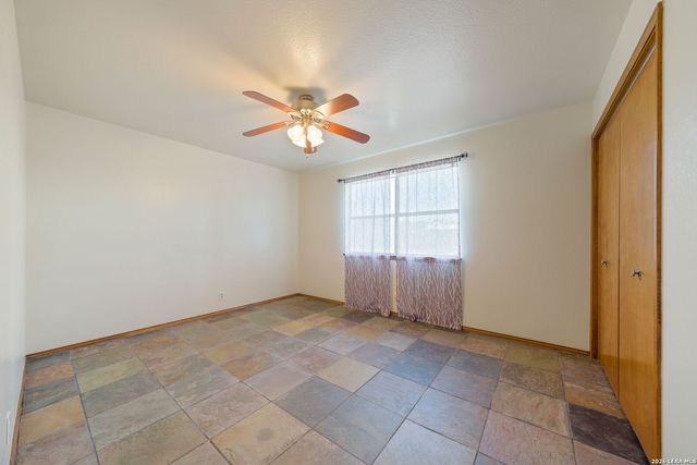 19318 Strauss, San Antonio, TX 78256