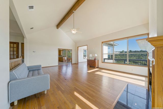 19318 Strauss, San Antonio, TX 78256