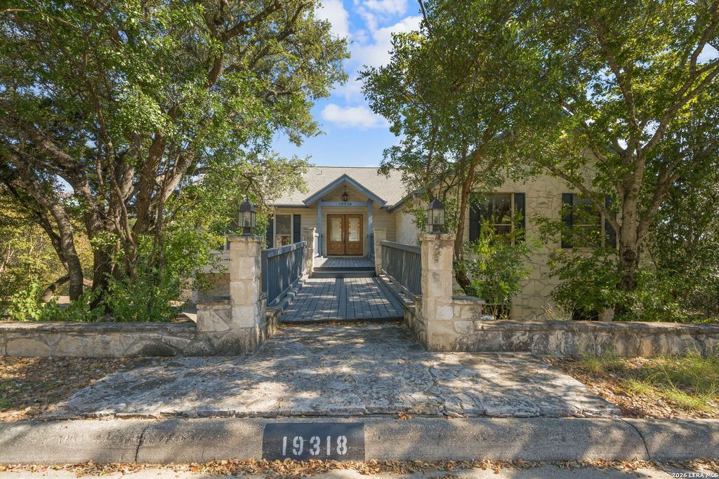 19318 Strauss, San Antonio, TX 78256