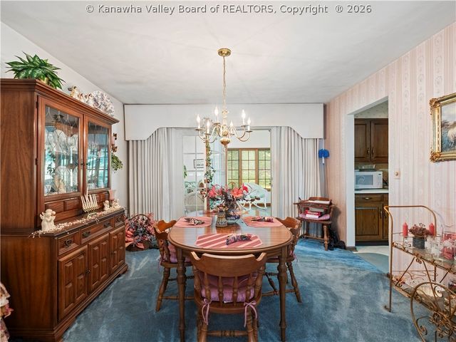 241 Lakeview Drive, St Albans, WV 25177