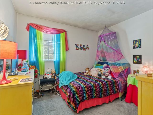 241 Lakeview Drive, St Albans, WV 25177