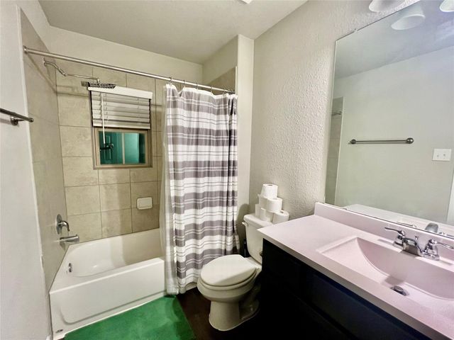 10036 Gold Finch Run, Magnolia, TX 77354