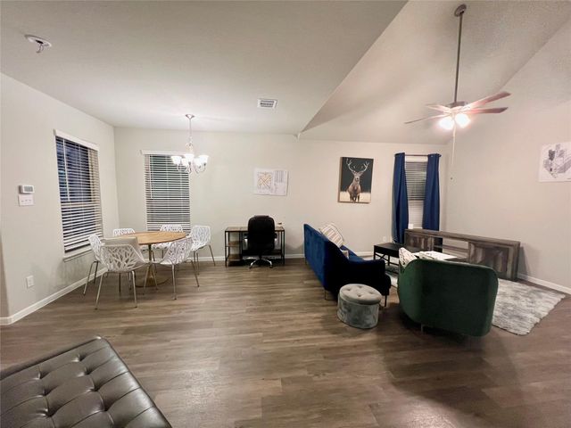 10036 Gold Finch Run, Magnolia, TX 77354
