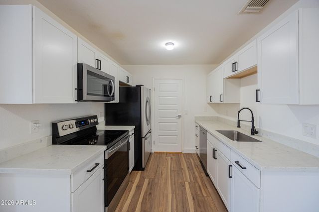 3511 E BASELINE Road 1010, Phoenix, AZ 85042