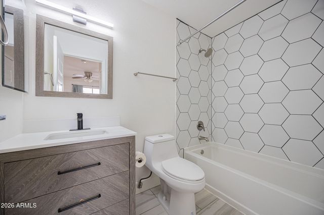 3511 E BASELINE Road 1010, Phoenix, AZ 85042