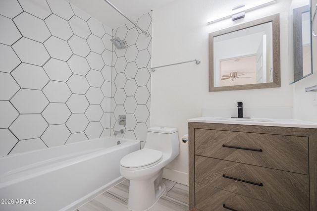 3511 E BASELINE Road 1010, Phoenix, AZ 85042