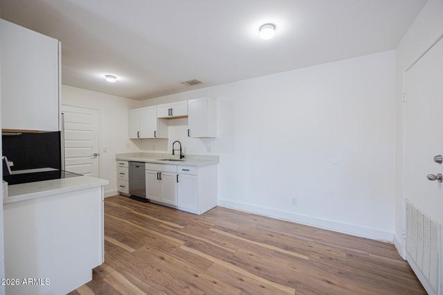 3511 E BASELINE Road 1010, Phoenix, AZ 85042