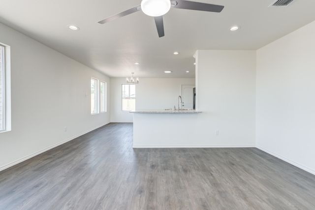 923 E Fordham Street, Lubbock, TX 79403