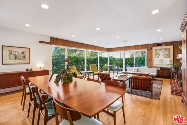 1525 Glenmont Drive, Glendale, CA 91207