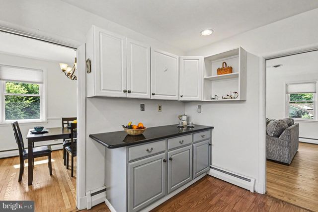 204 ELPIN DR W, Catonsville, MD 21228