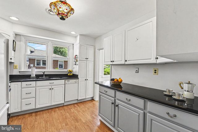 204 ELPIN DR W, Catonsville, MD 21228