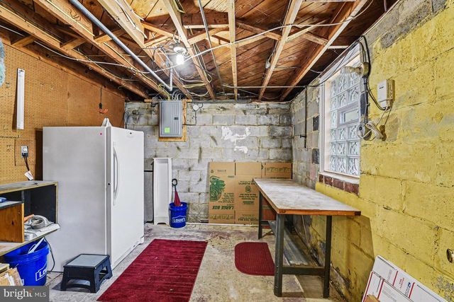 204 ELPIN DR W, Catonsville, MD 21228