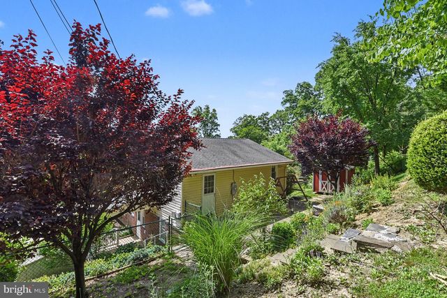 204 ELPIN DR W, Catonsville, MD 21228