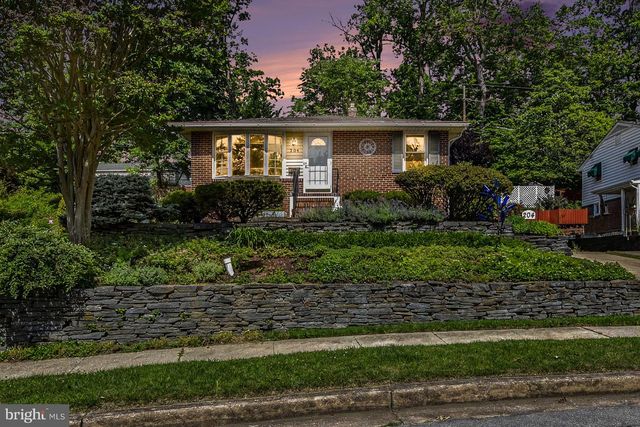 204 ELPIN DR W, Catonsville, MD 21228