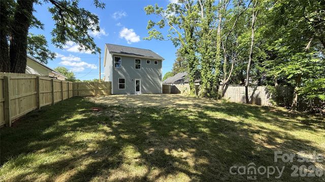 532 Bond Street, Statesville, NC 28677