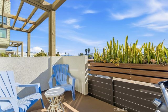 1650 Topanga Avenue, Costa Mesa, CA 92627