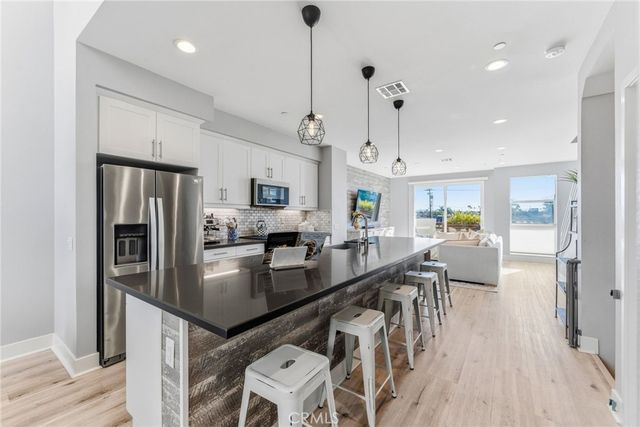 1650 Topanga Avenue, Costa Mesa, CA 92627