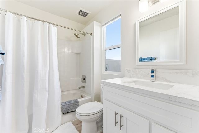 1650 Topanga Avenue, Costa Mesa, CA 92627