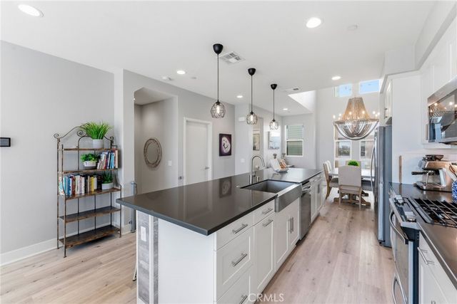 1650 Topanga Avenue, Costa Mesa, CA 92627