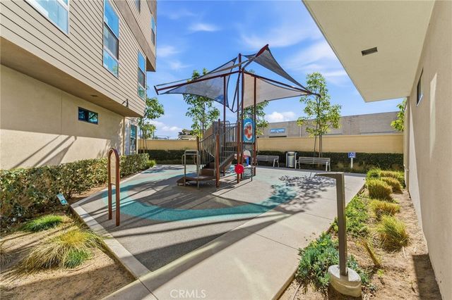 1650 Topanga Avenue, Costa Mesa, CA 92627