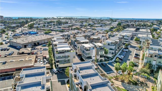 1650 Topanga Avenue, Costa Mesa, CA 92627
