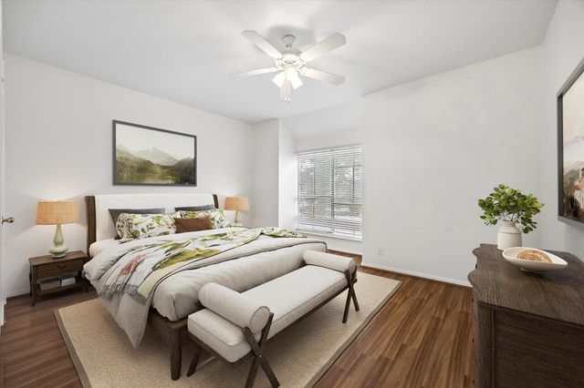 2100 Tanglewilde Street 286, Houston, TX 77063