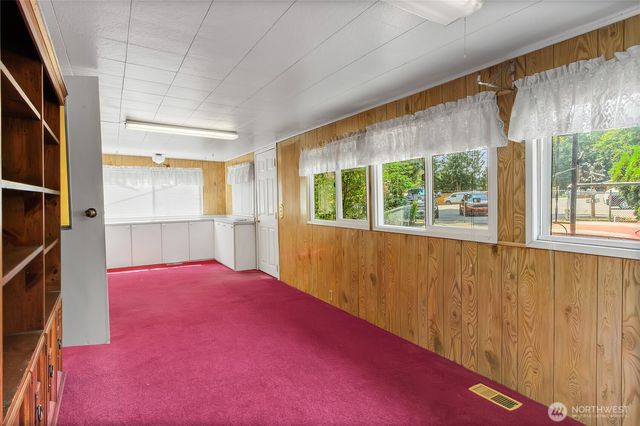 22034 SE 272nd Place, Maple Valley, WA 98038