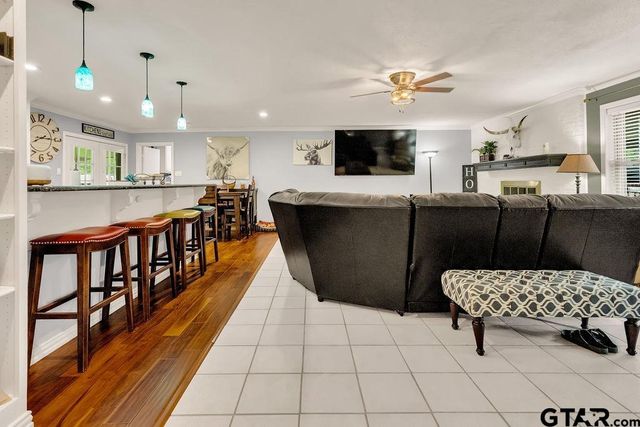 246 Hideaway Ln. E., Hideaway, TX 75771