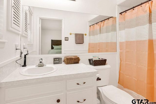 246 Hideaway Ln. E., Hideaway, TX 75771