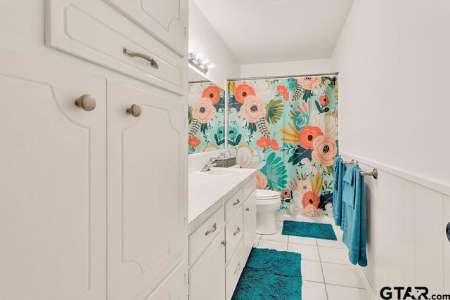 246 Hideaway Ln. E., Hideaway, TX 75771