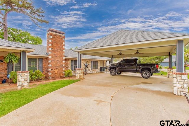 246 Hideaway Ln. E., Hideaway, TX 75771