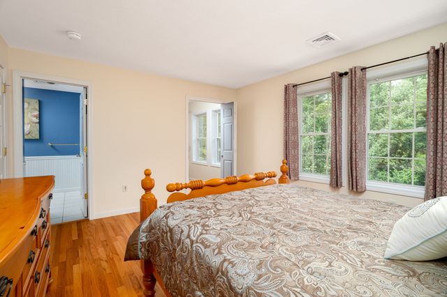 8 Alden Dr 8, Berlin, MA 01503